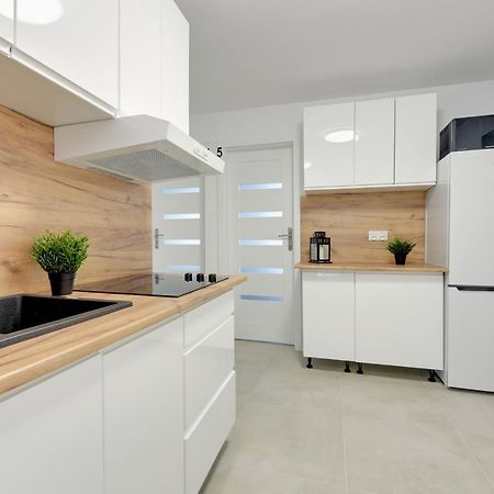 Pokoje Gdansk Zaspa 5B 格但斯克 外观 照片
